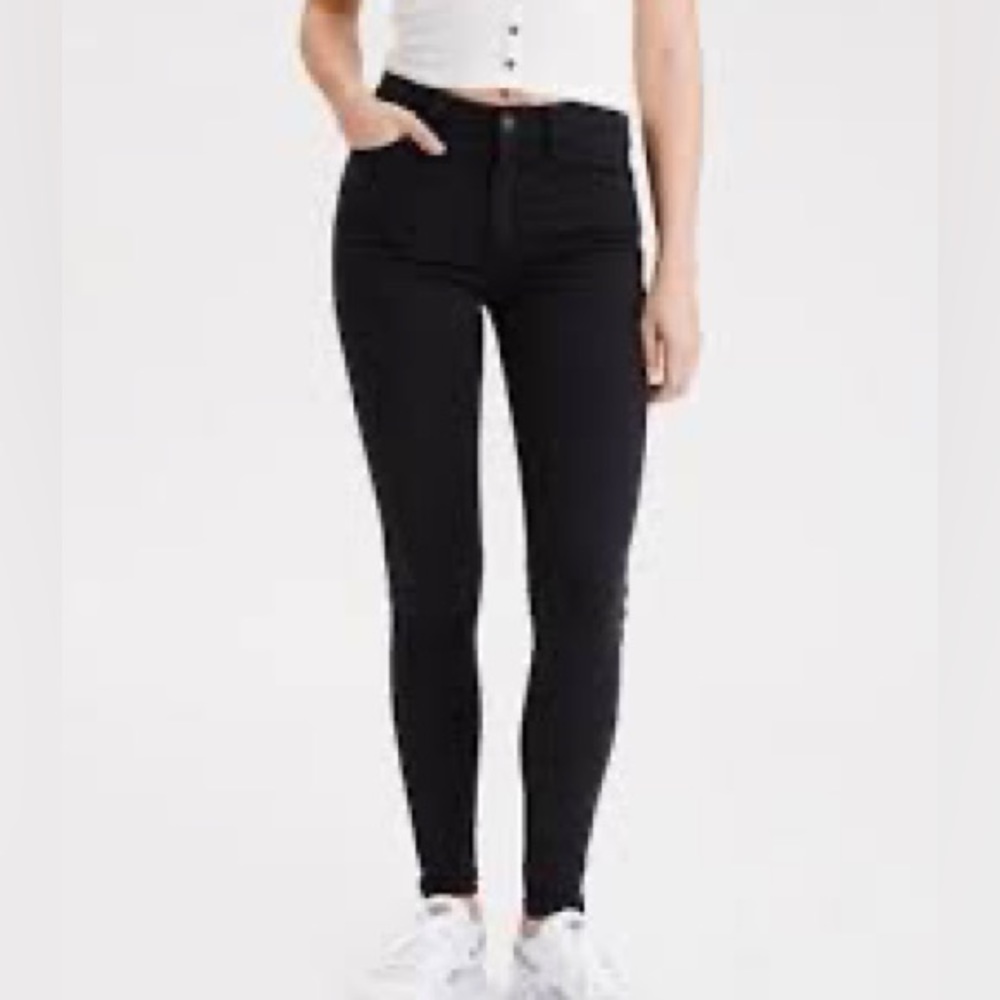 American Eagle Black Super Stretch Jegging Size 4